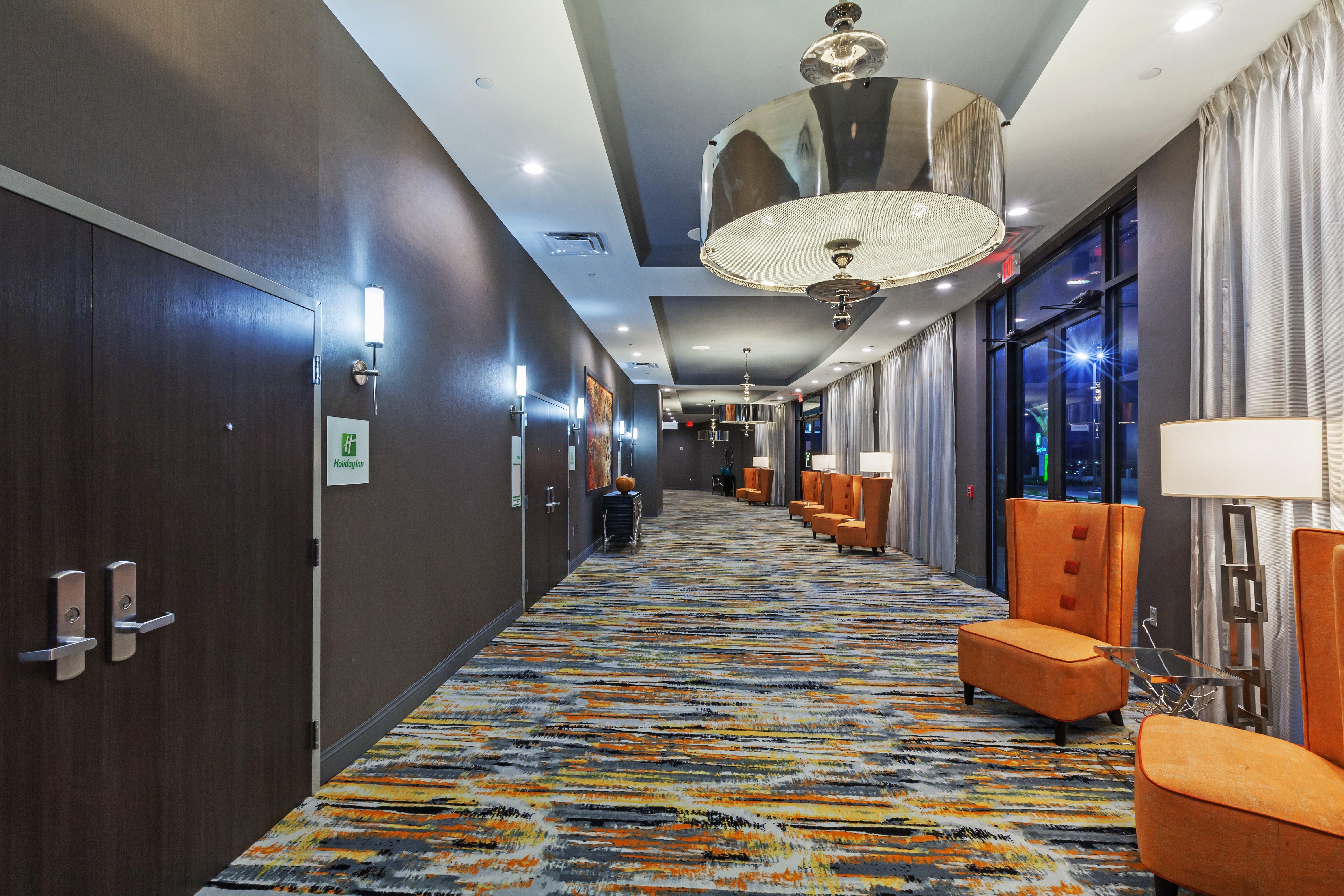 Houston Ne-bush Airport Area By Ihg Hotel