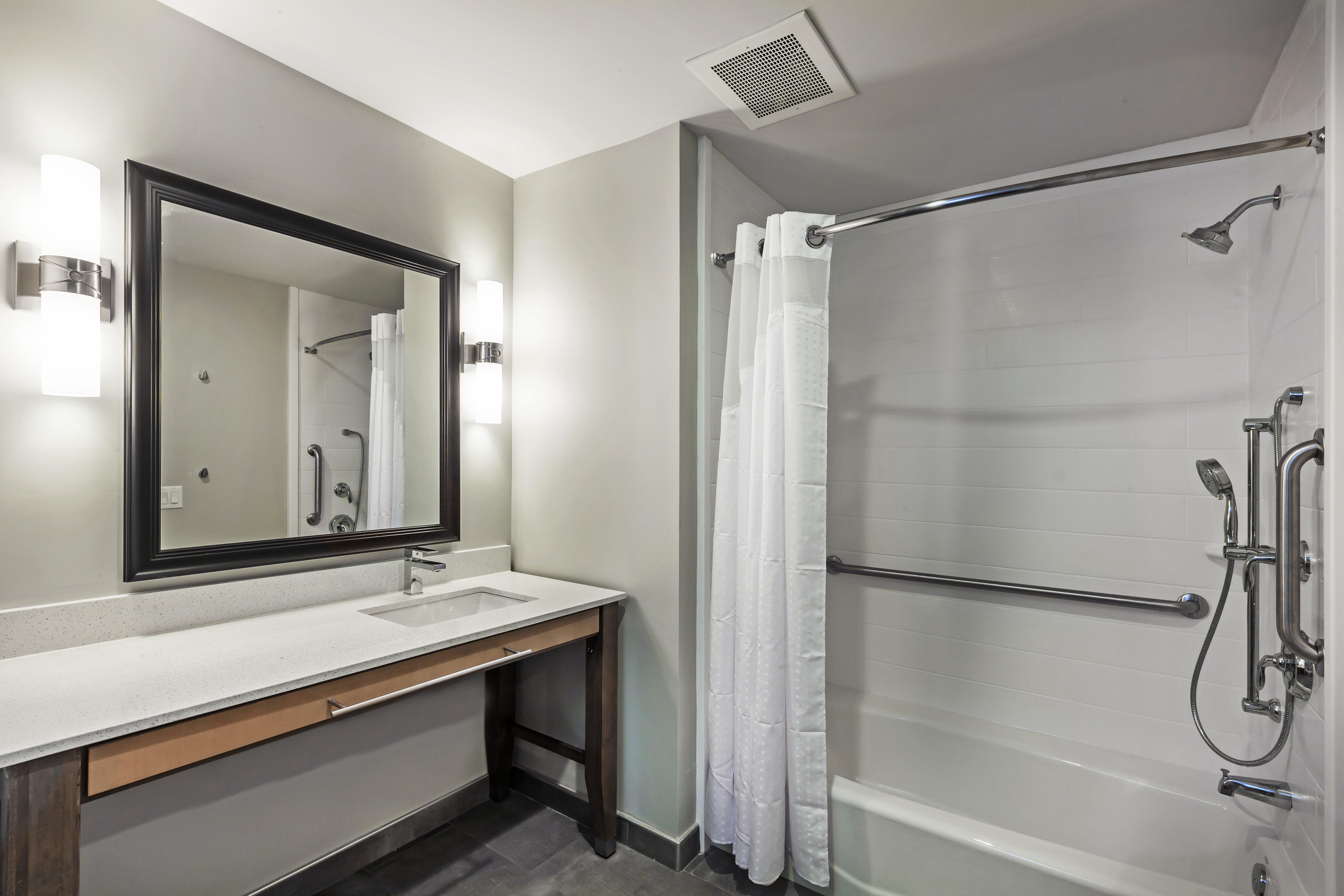 Hotel Houston Ne-bush Airport Area By Ihg 3*